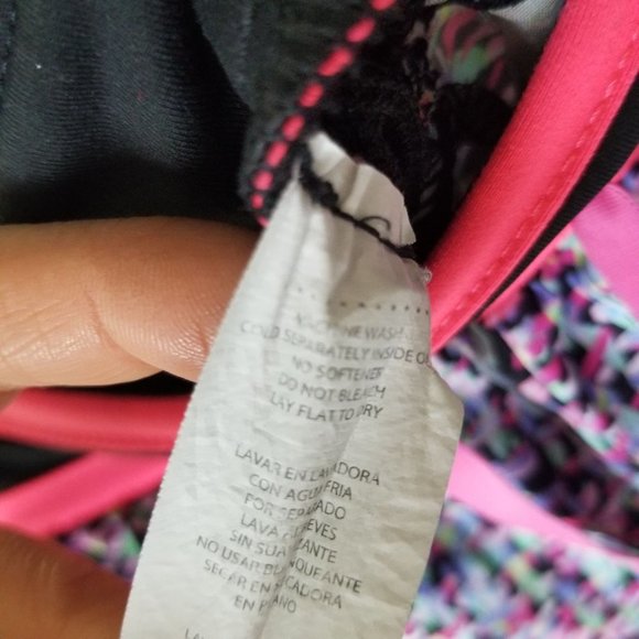 Fabletics Women's Medium Running Shorts Athetlic Bottoms Exercise Casual - Picture 8 of 8